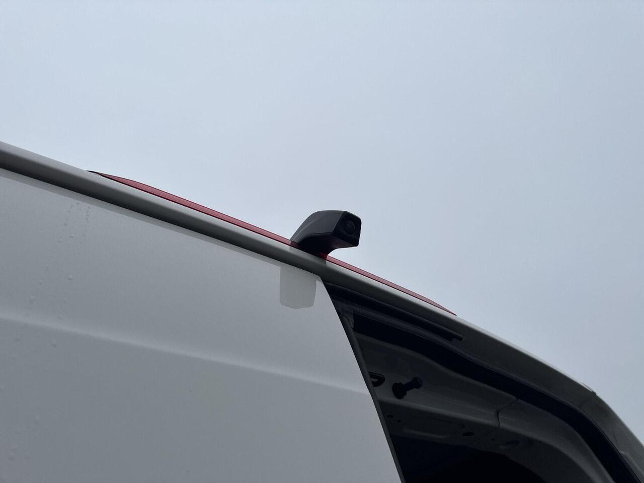 Volkswagen CRAFTER 35 2.0 TDI L4H3 | Trekhaakvoorbereiding | DAB | BPM VRIJ! |