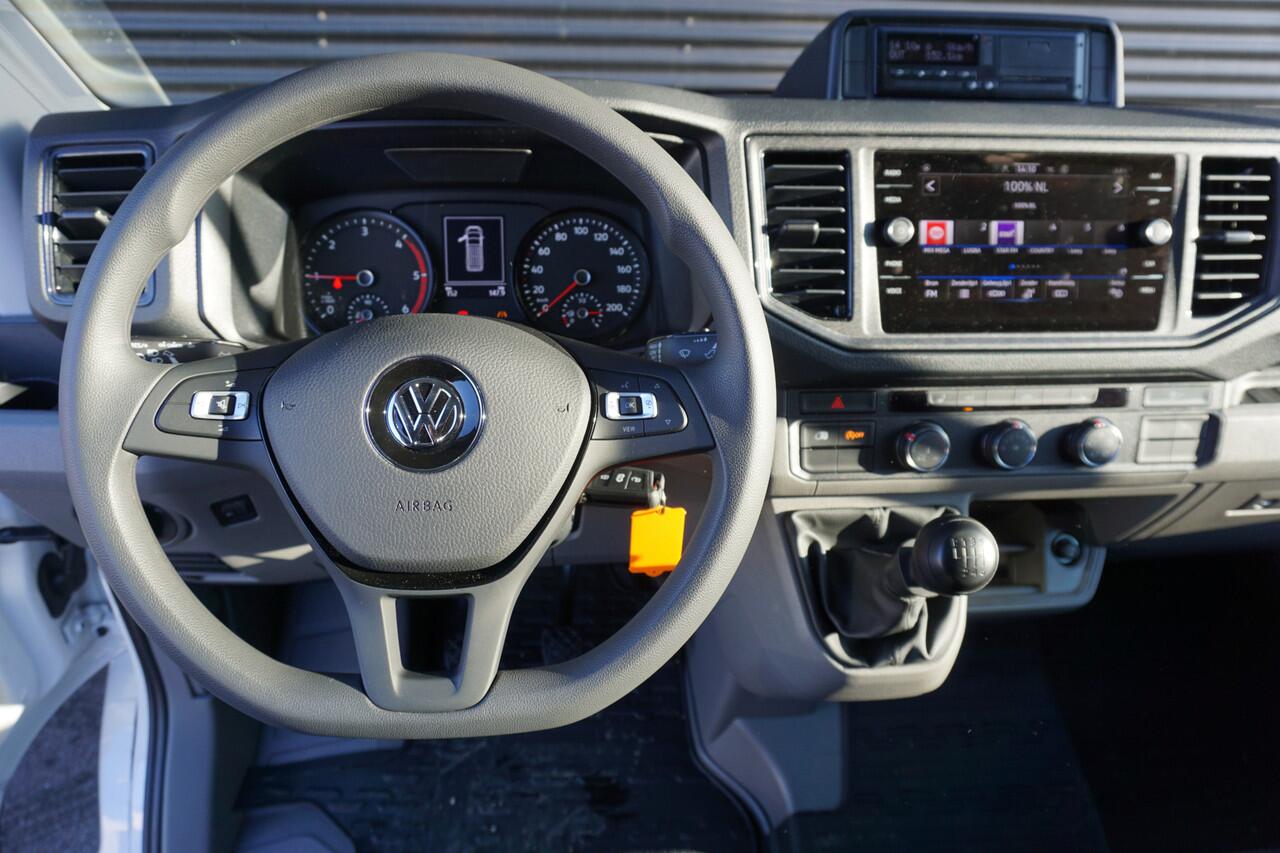 Volkswagen CRAFTER 50 177PK Dubbellucht L3H2/L2H1 Apple Carplay Camera Navi Tacho Cruise control