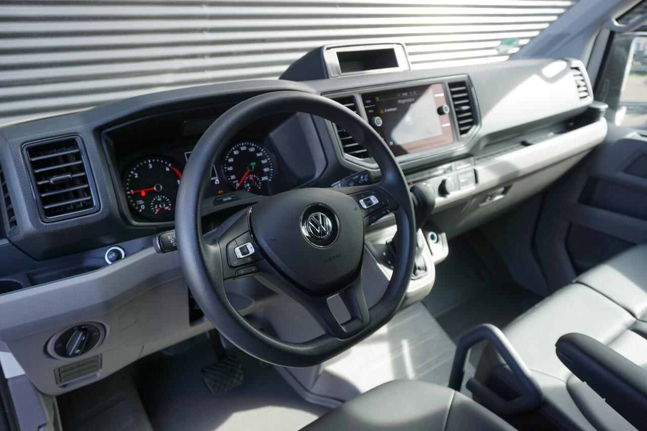 Volkswagen CRAFTER 35 163PK Automaat RWD L3H3/L2H2 3,5 Trekvermogen Apple Carplay Cruise Camera Stuur + Stoelverwarming 270° Deuren