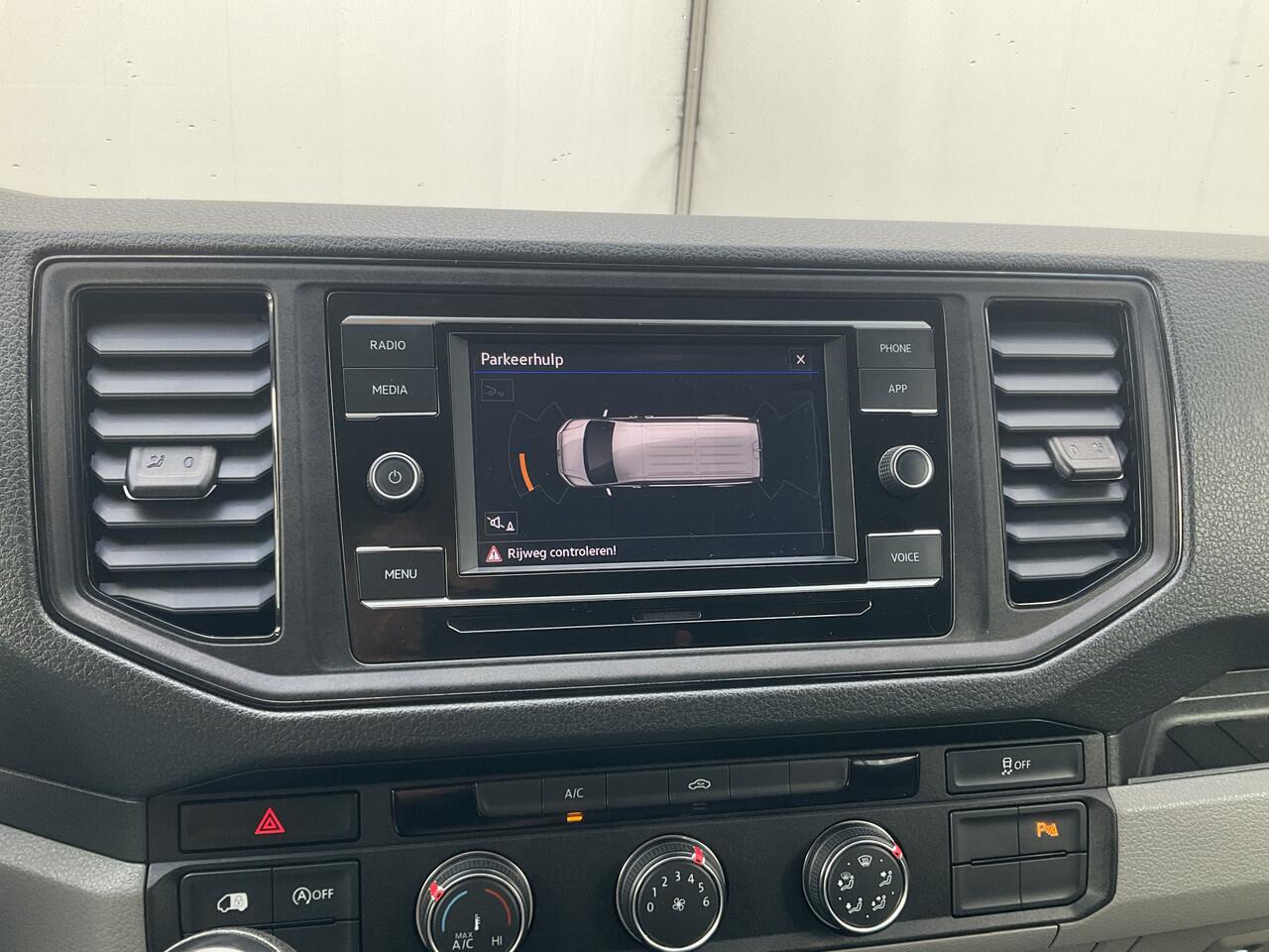 Volkswagen CRAFTER 6-Pers 30 2.0 TDI Dubbele Cabine L2H2 Comfortline Trekhaak Cam NL-Bus Voll.Onderhouden!