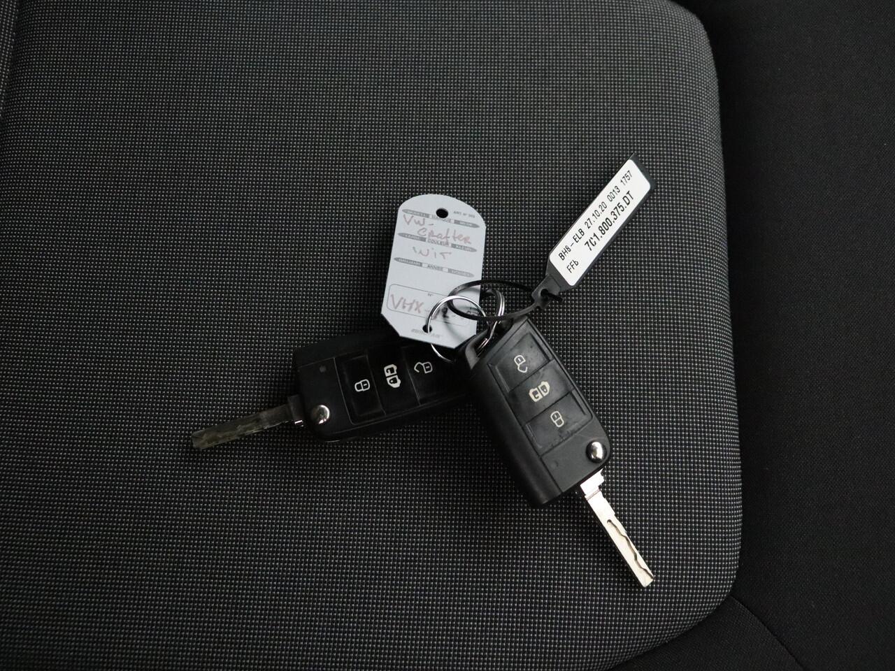 Volkswagen CRAFTER 2.0TDI L3H3 Highline | Navigatie | Camera | Airco | Cruise | Betimmering