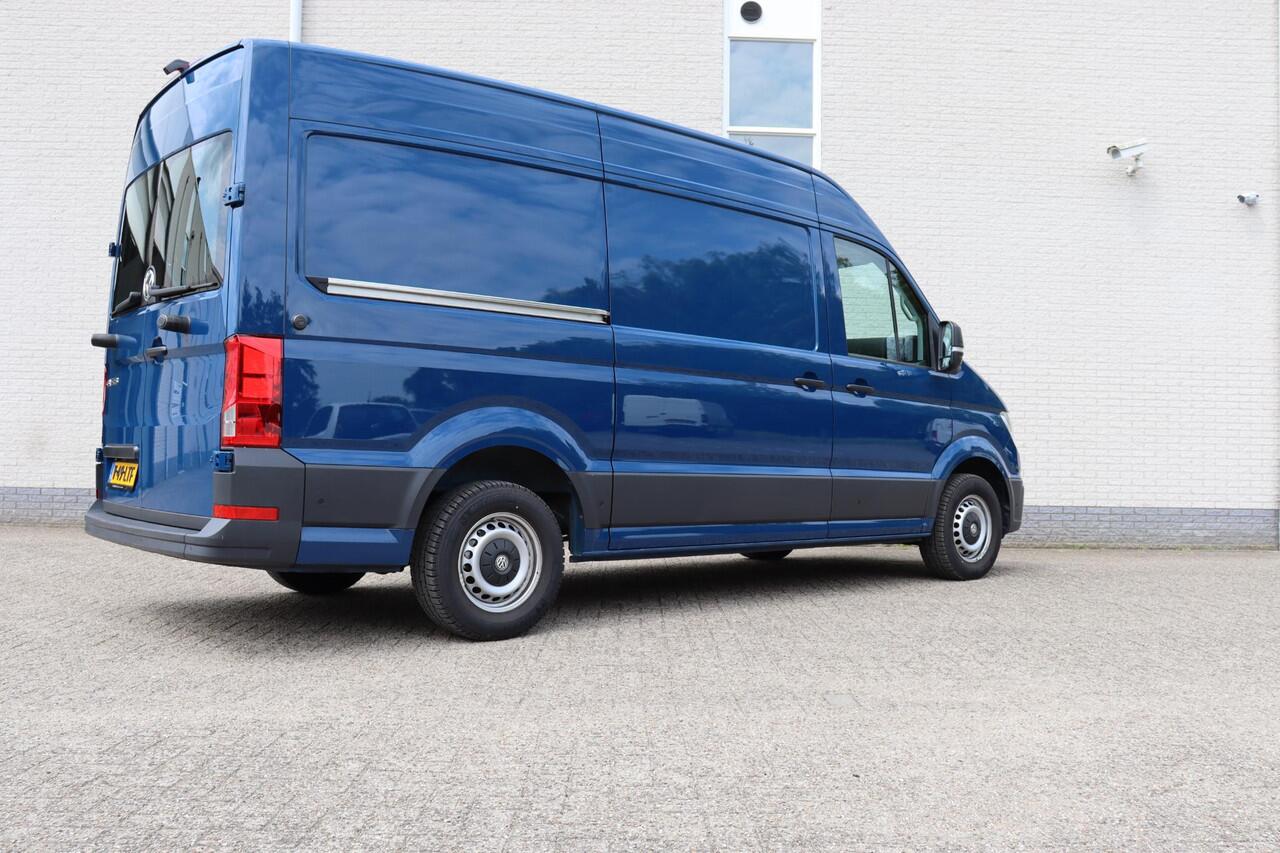 Volkswagen CRAFTER 35 2.0 TDI L3H3 Highl RWD 3,5T trekgewicht Dubbeleschuifdeur