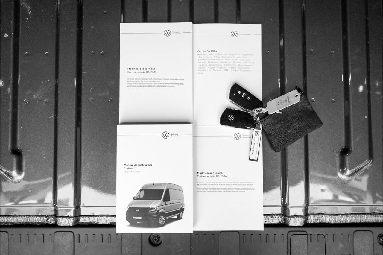 Volkswagen CRAFTER 35 2.0 TDI L3H2 Black Pack Vol+ ACC Dubbel Schuifdeur Facelift LED