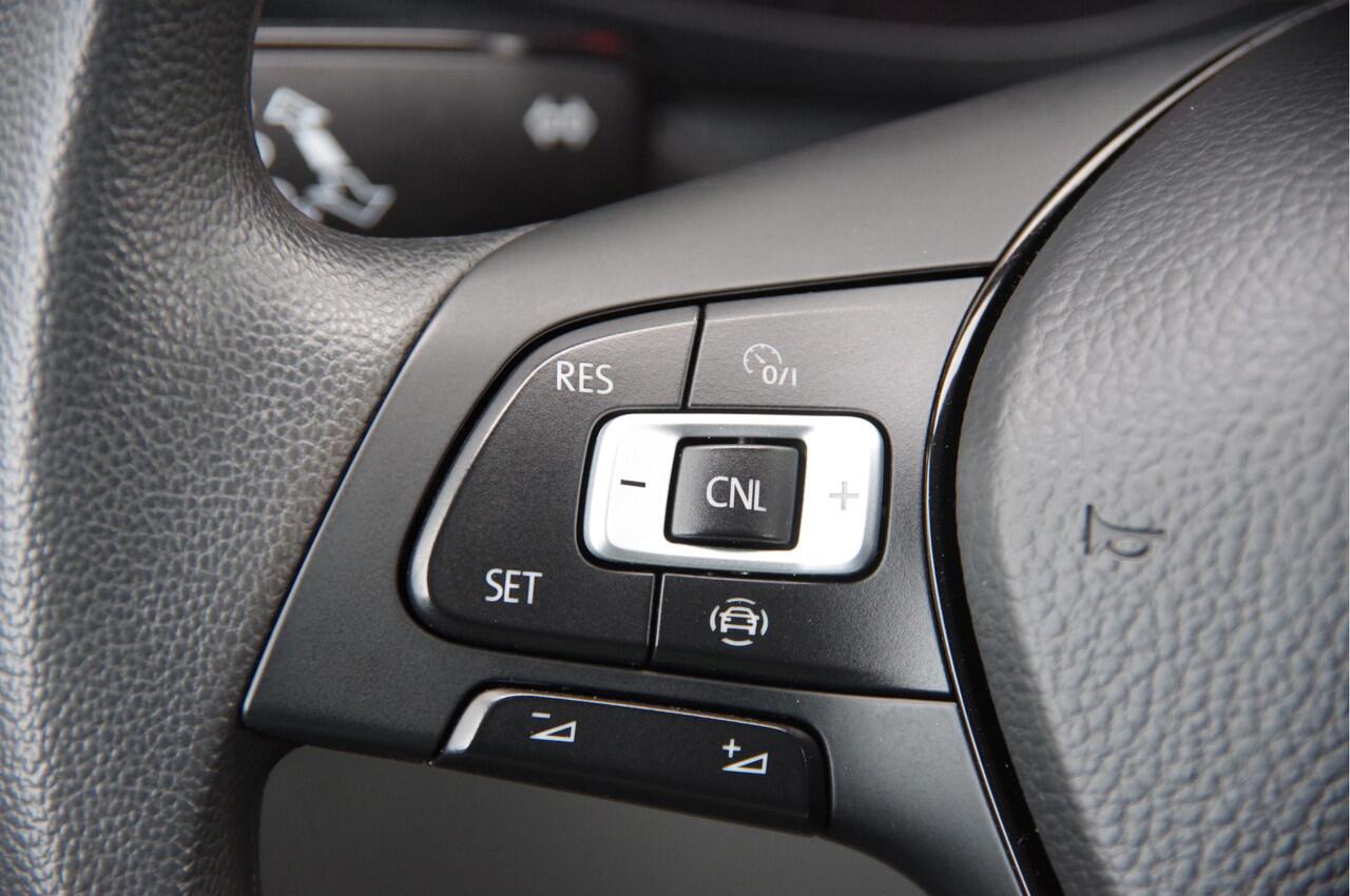 Volkswagen CRAFTER 2.0 TDI L3H3(L2H2) 140PK, 3P, LED, 3T TREKHAAK, CAMERA, NAVI, CRUISE, AIRCO, PARKEERSENSOREN