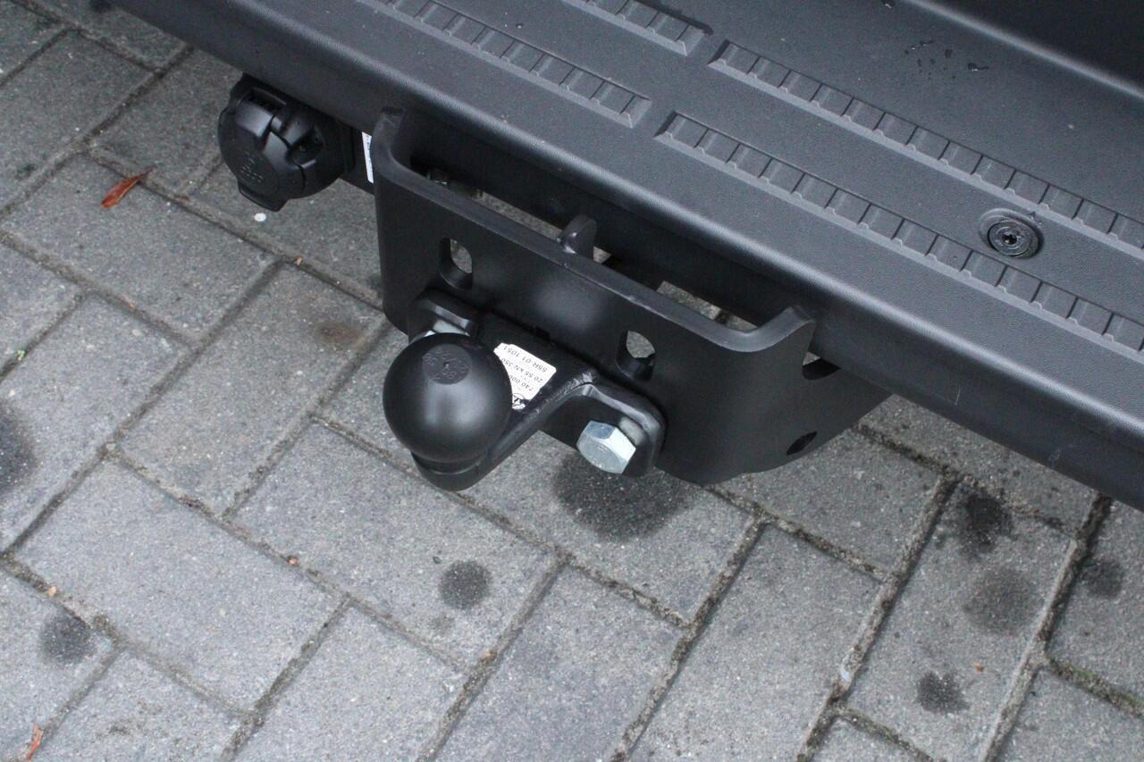 Volkswagen CRAFTER Facelift 30 2.0 TDI 177pk DSG L3H2 Exclusive Facelift Trekhaak Camera Stoelverwarming Led Navigatie