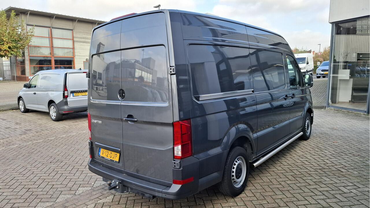 Volkswagen CRAFTER 35 2.0 TDI L3H3 Comfortline EURO VI Trekhaak / Navigatie / PDC