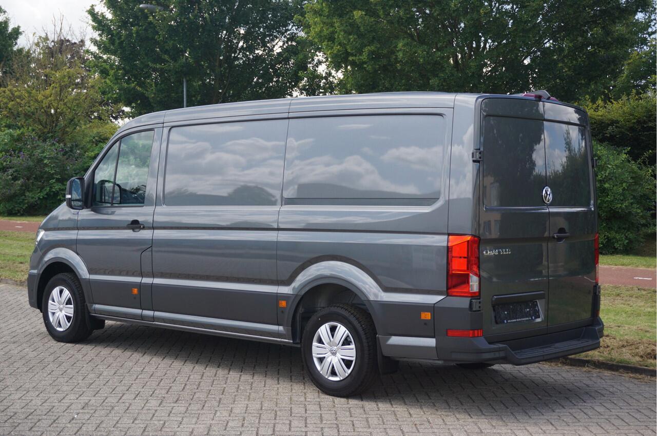 Volkswagen CRAFTER 35 177PK L3H2 AUT Facelift BPM VRIJ!! 13" Navi, Cam, Gev. Stoel, Alarm, LED!! NR. 314