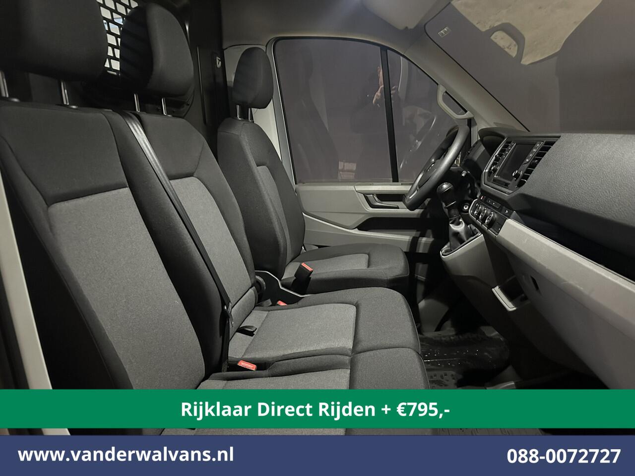 Volkswagen CRAFTER 2.0 TDI 140pk L3H3 L2H2 Euro6 *Rijklaar Direct Rijden* Airco | Navigatie | Apple Carplay | Android Auto | Cruisecontrol Bijrijdersbank, 3000kg trekvermogen, zilver