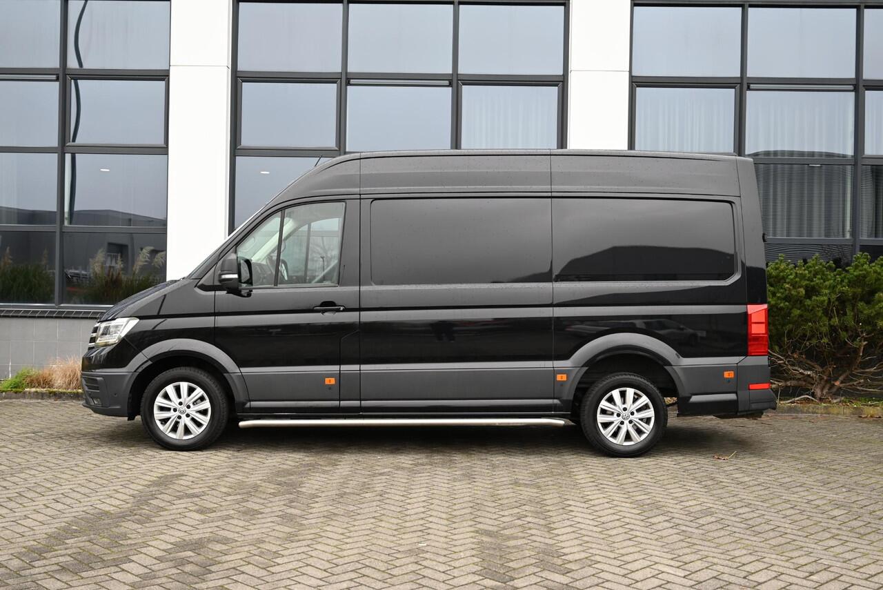 Volkswagen CRAFTER 2.0 TDI L3H3 Highline | Leder | Stuurverwarming 177 pk TDI LED
