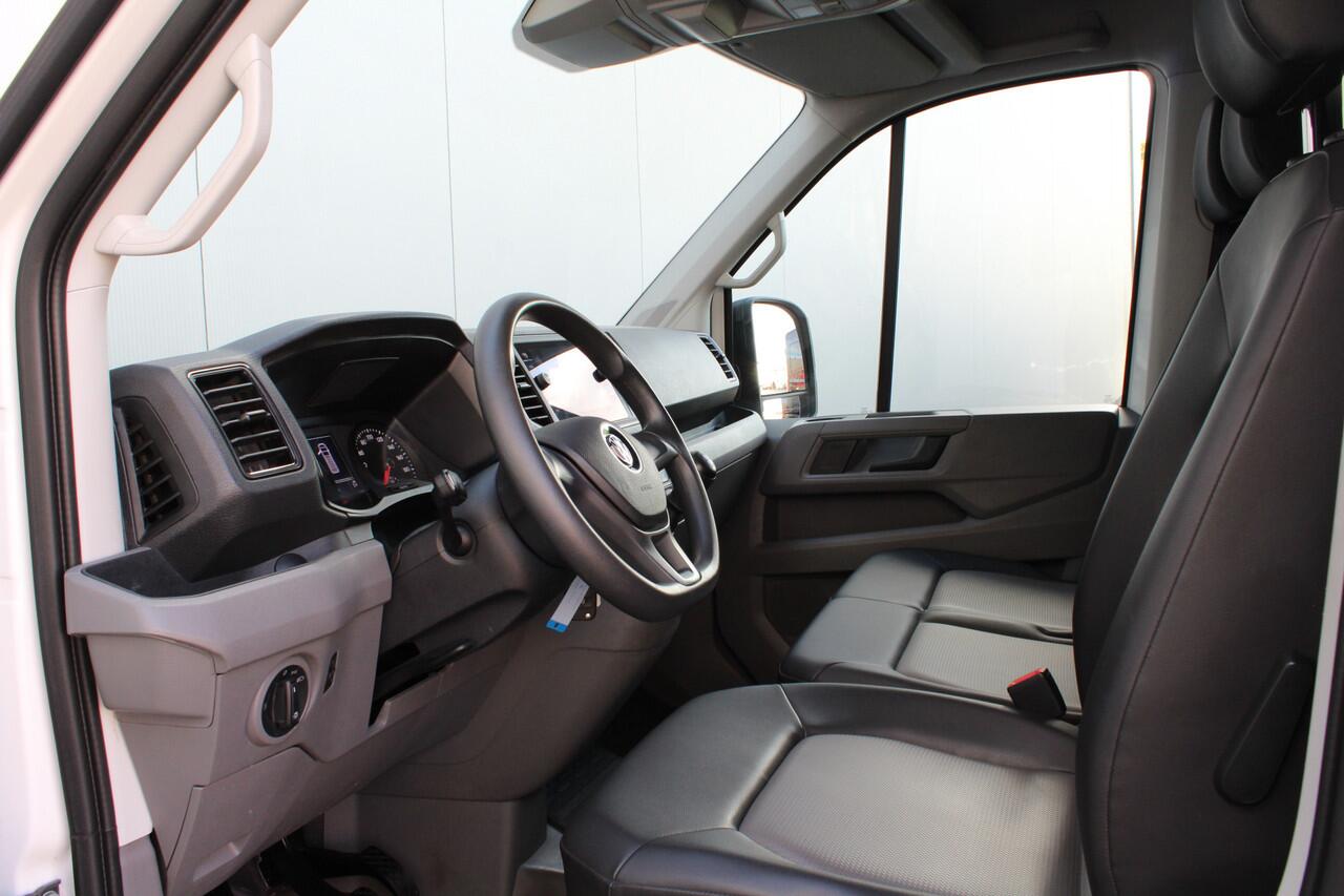 Volkswagen CRAFTER 35t 2.0 TDI L3H3 > Leer/Navi/Trekhaak/parkeersensoren...
