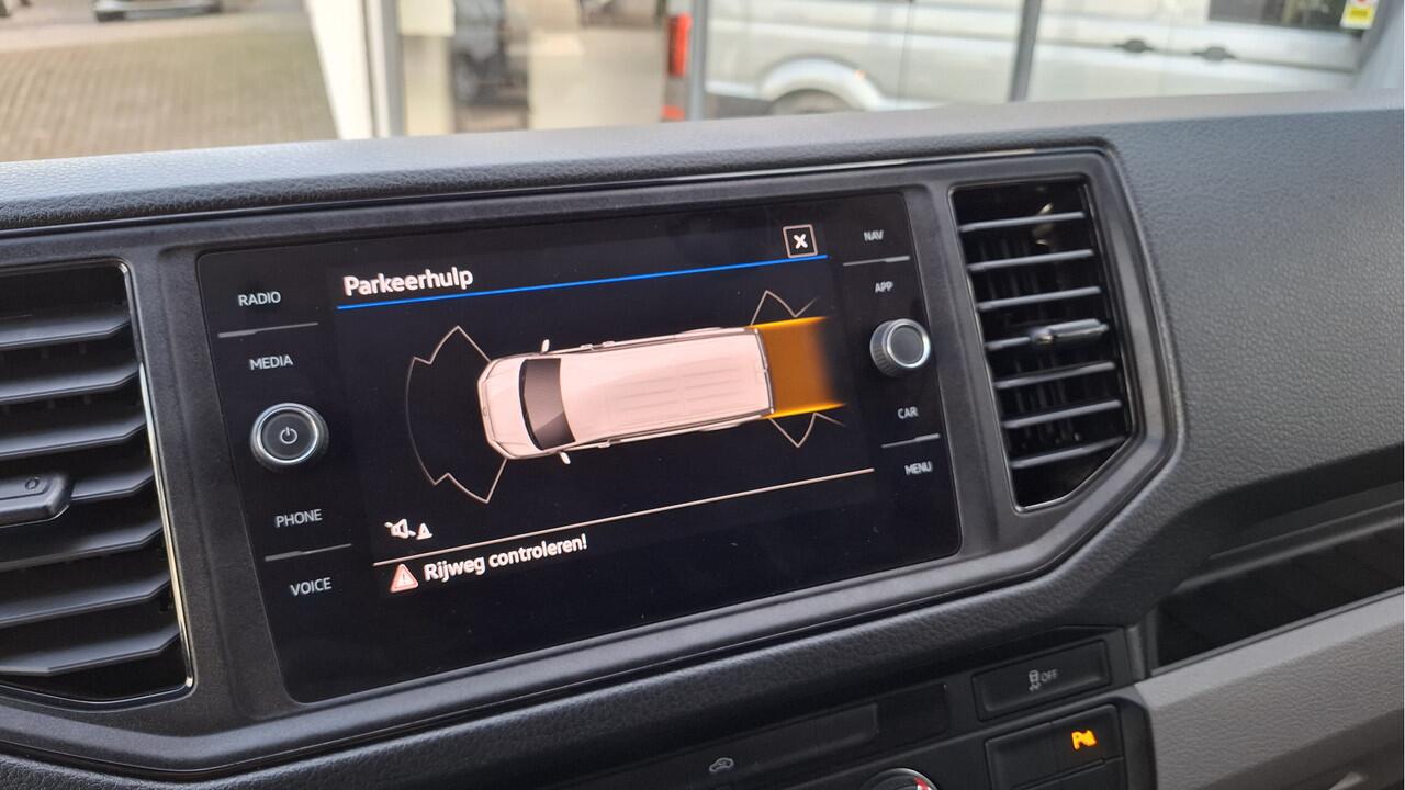 Volkswagen CRAFTER 35 2.0 TDI L3H3 Comfortline EURO VI Trekhaak / Navigatie / PDC