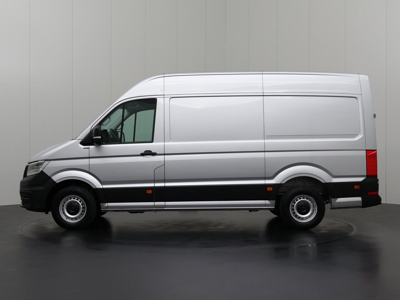 Volkswagen CRAFTER 2.0TDI 140PK DSG Automaat L3H3 | Led | Standverwarming | Navigatie | Camera | Multimedia | Betimmering | Airco | Cruise