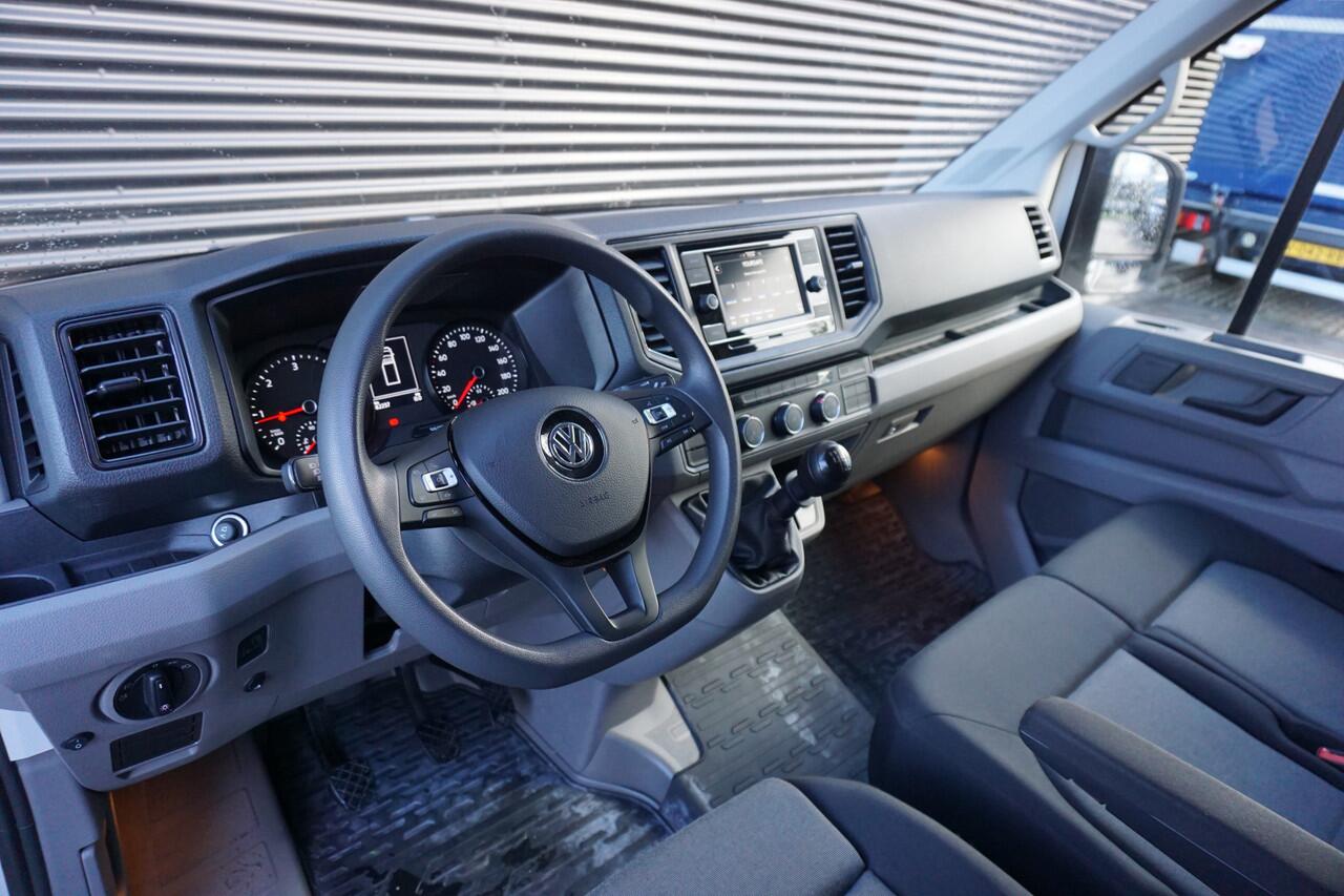Volkswagen CRAFTER 50 177 PK Bakwagen Laadklep 750 KG Dubbellucht Apple Carplay Cruise Control