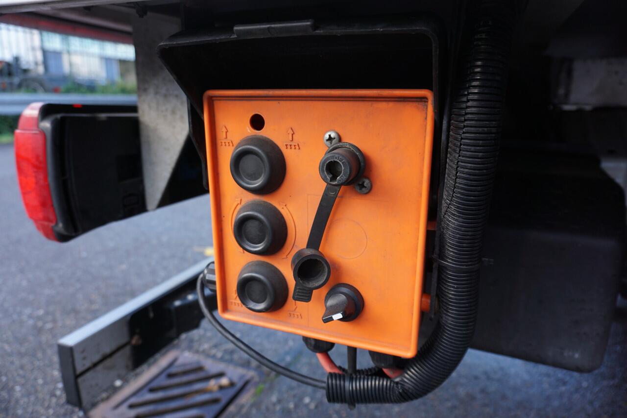 Volkswagen CRAFTER 50 177 PK Bakwagen Laadklep 750 KG Dubbellucht Apple Carplay Cruise Control