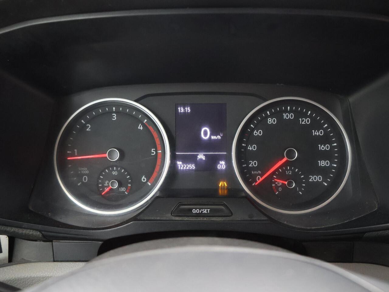 Volkswagen CRAFTER 50 | DC | 177 PK | BE Trekker | Tachograaf | BE-Trekker | Airco | Trekhaak 3500 KG. | 3-zits | Inrichting laadruimte | Koppelschotel