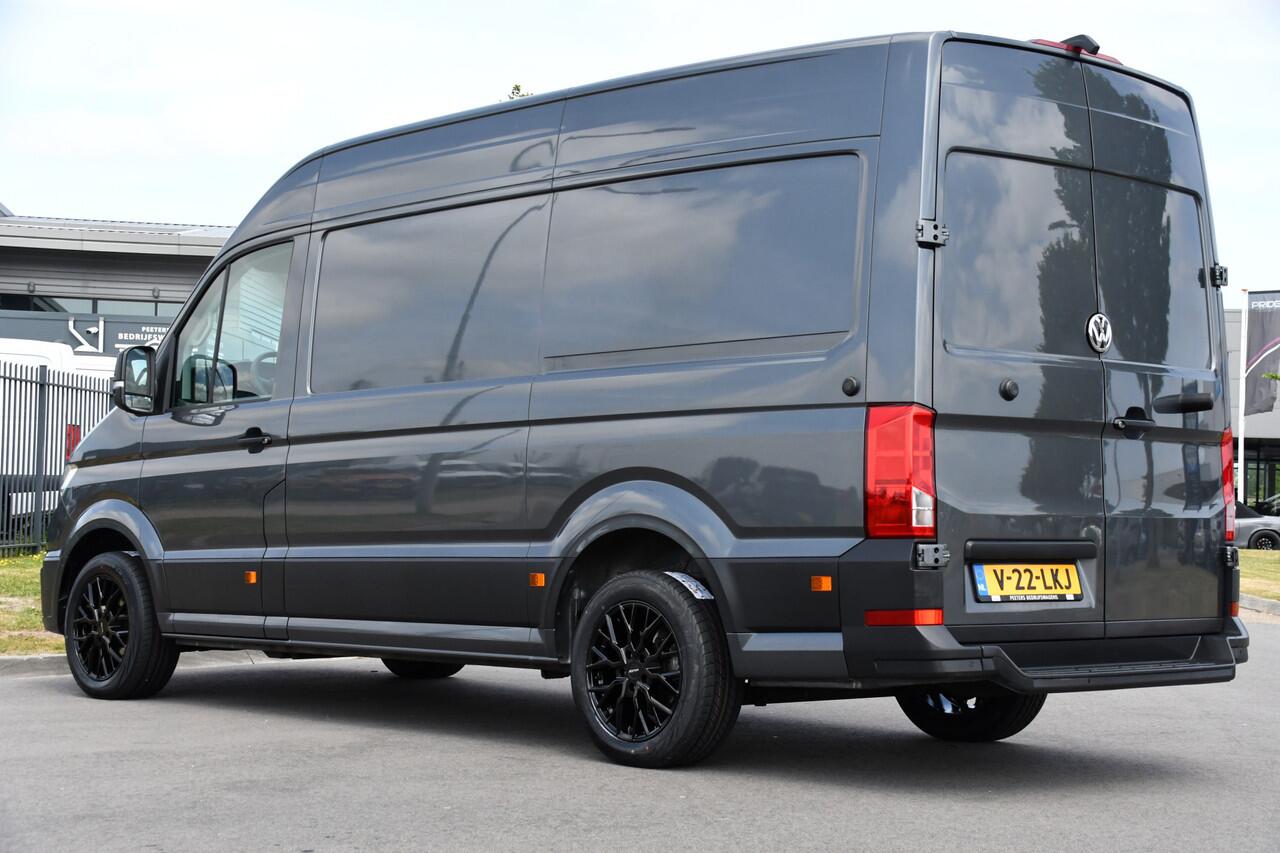 Volkswagen CRAFTER 35 2.0 TDI L3H3 Highline Camera, Carplay, LED, 140pk, Automaat, Voorruit verwarming, Uniek!