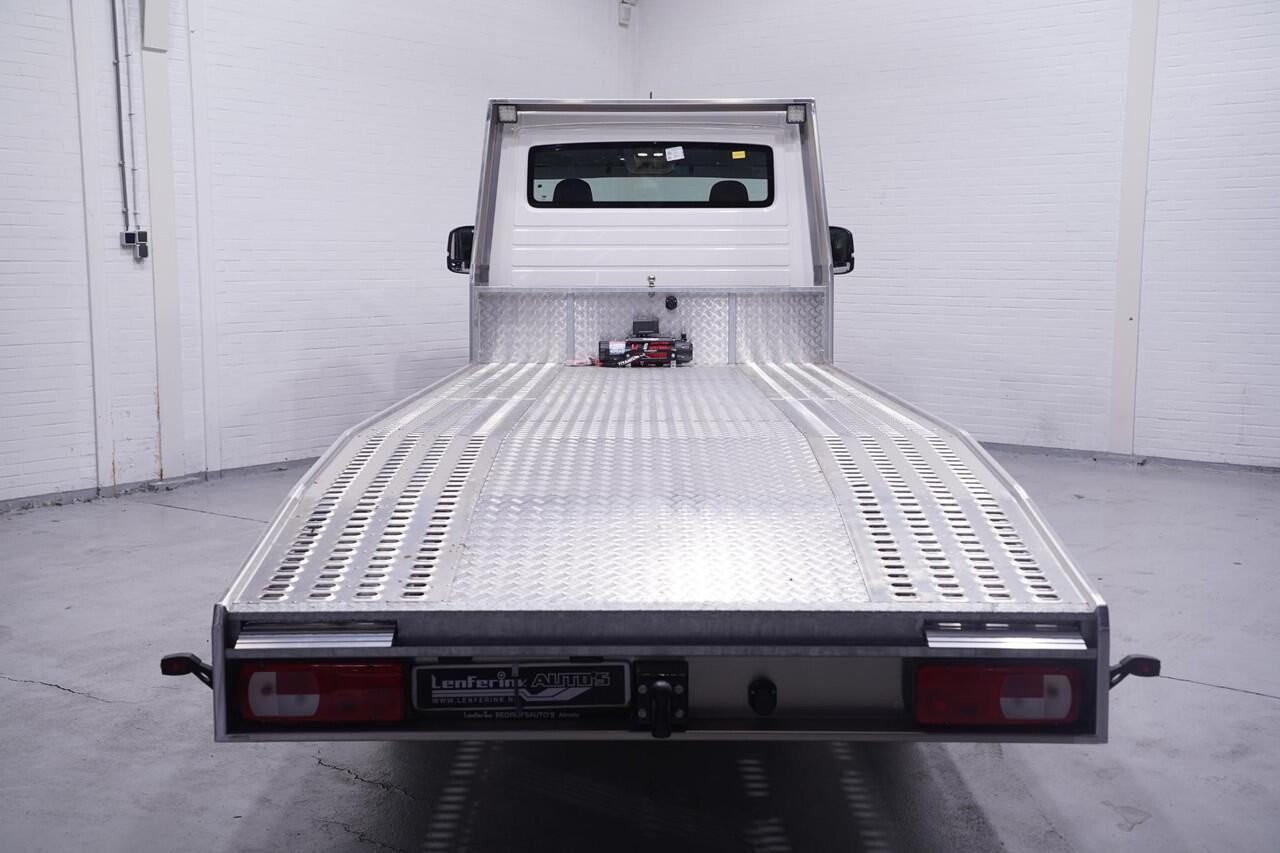 Volkswagen CRAFTER 2.0 TDI 140 pk L4 Autotransporter Airco, Cruise Control, Trekhaak 3.000 kg, BPM vrij, 3-Zits