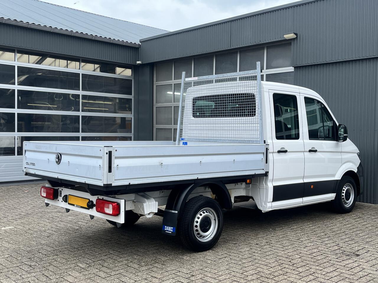 Volkswagen CRAFTER 35 2.0 TDI DC Open laadbak Airco Cruise controle Pick-up Euro 6 Parkeerhulp achter evt 2500kg trekgewicht 6 persoons p-up bakwagen open laadbak Pritsche