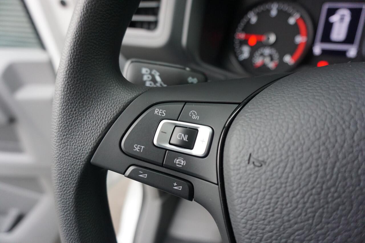 Volkswagen CRAFTER 35 177PK L4H3/L3H2 Apple Carplay Cruise Camera LED ErgoActive stoel 270 Graden Deuren