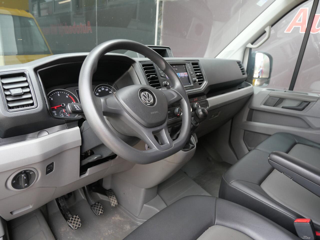 Volkswagen CRAFTER 2.0 TDI BAKWAGEN | DHOLLANDIA LAADKLEP | NAVIGATIE | AIRCO | 3.5T | EURO 6!!