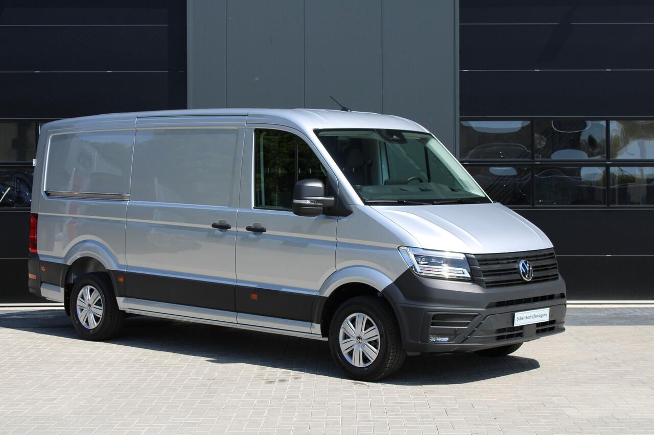 Volkswagen CRAFTER 35 2.0 TDI L3H2 177pk - Facelift - Navigatie - LED - Geveerde stoel - Virtual cockpit - Camera - Verwarmd stuur - Stoelverwarming - Rijklaar