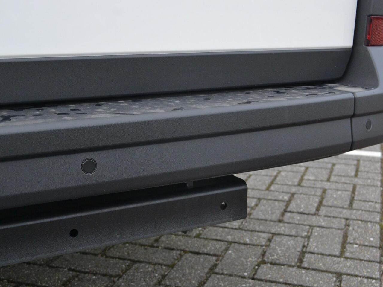 Volkswagen CRAFTER Bedrijfswagens 35 2.0TDi 140pk Trendline L3H3 350260