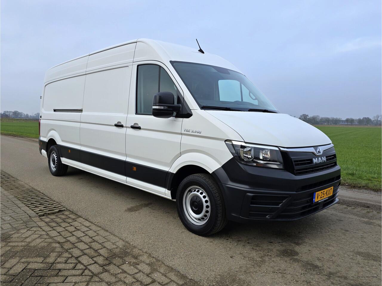 Volkswagen CRAFTER 35 2.0 TDI L4 H3 - MAN TGE - - 140 Pk - Euro 6 - Airco - Cruise Control