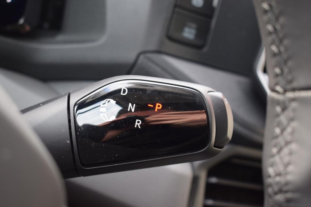 Volkswagen CRAFTER 2.0 TDI L3H3 Exclusive MY 2025 AUTOMAAT TREKHAAK