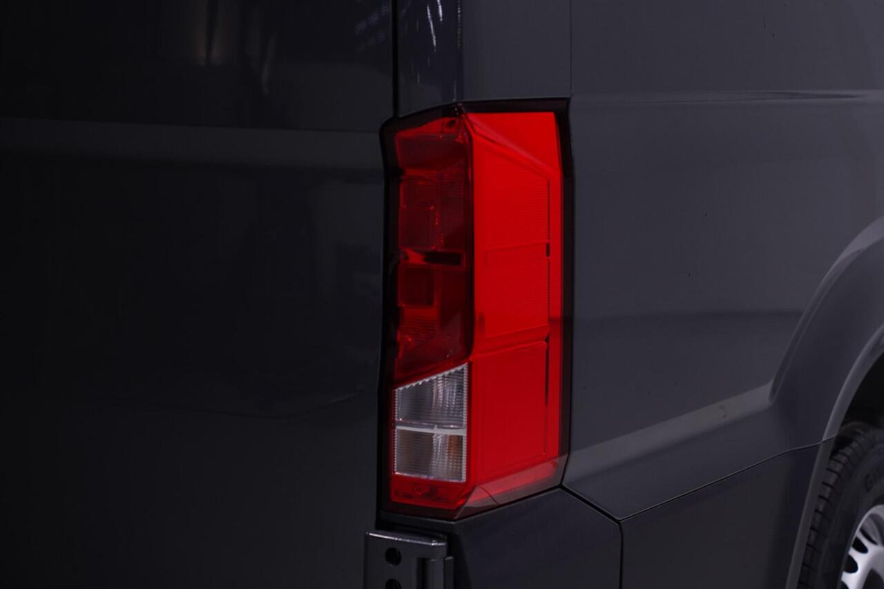 Volkswagen CRAFTER 2.0 TDI 140 pk L3H3 DSG Aut. BPM Vrij Navi, Camera, Cruise Control, Multistuur, PDC V+A,