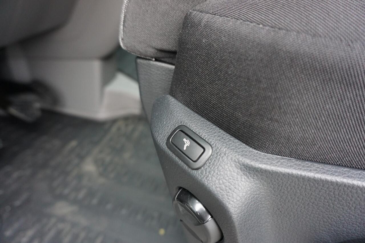 Volkswagen CRAFTER 35 177PK L4H3/L3H2 Apple Carplay Cruise Camera LED ErgoActive stoel 270° Deuren