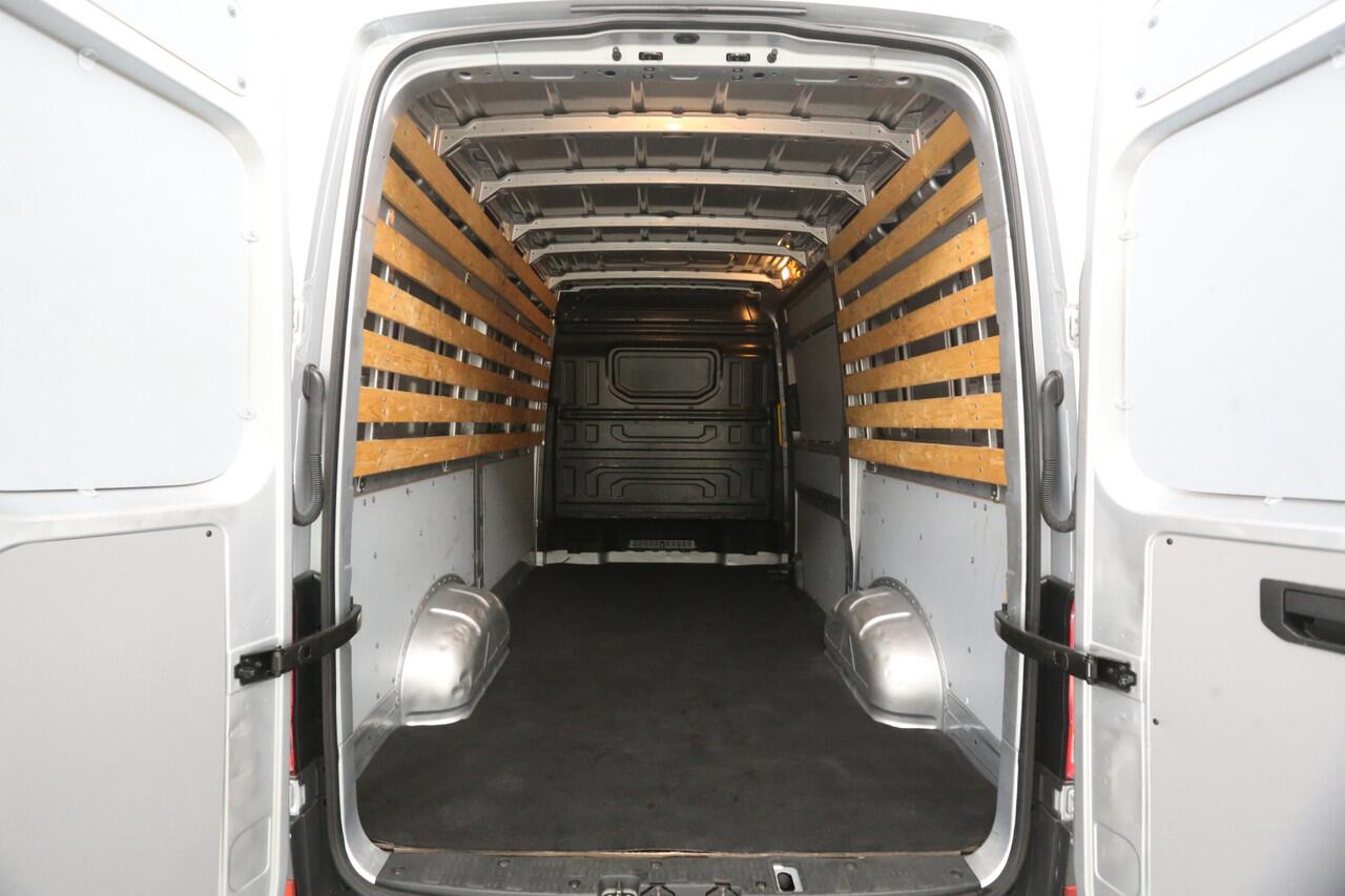 Volkswagen CRAFTER 30 2.0 TDI 140PK L3H3 | Airco | Cruise | Camera | 3-Zits | Carplay