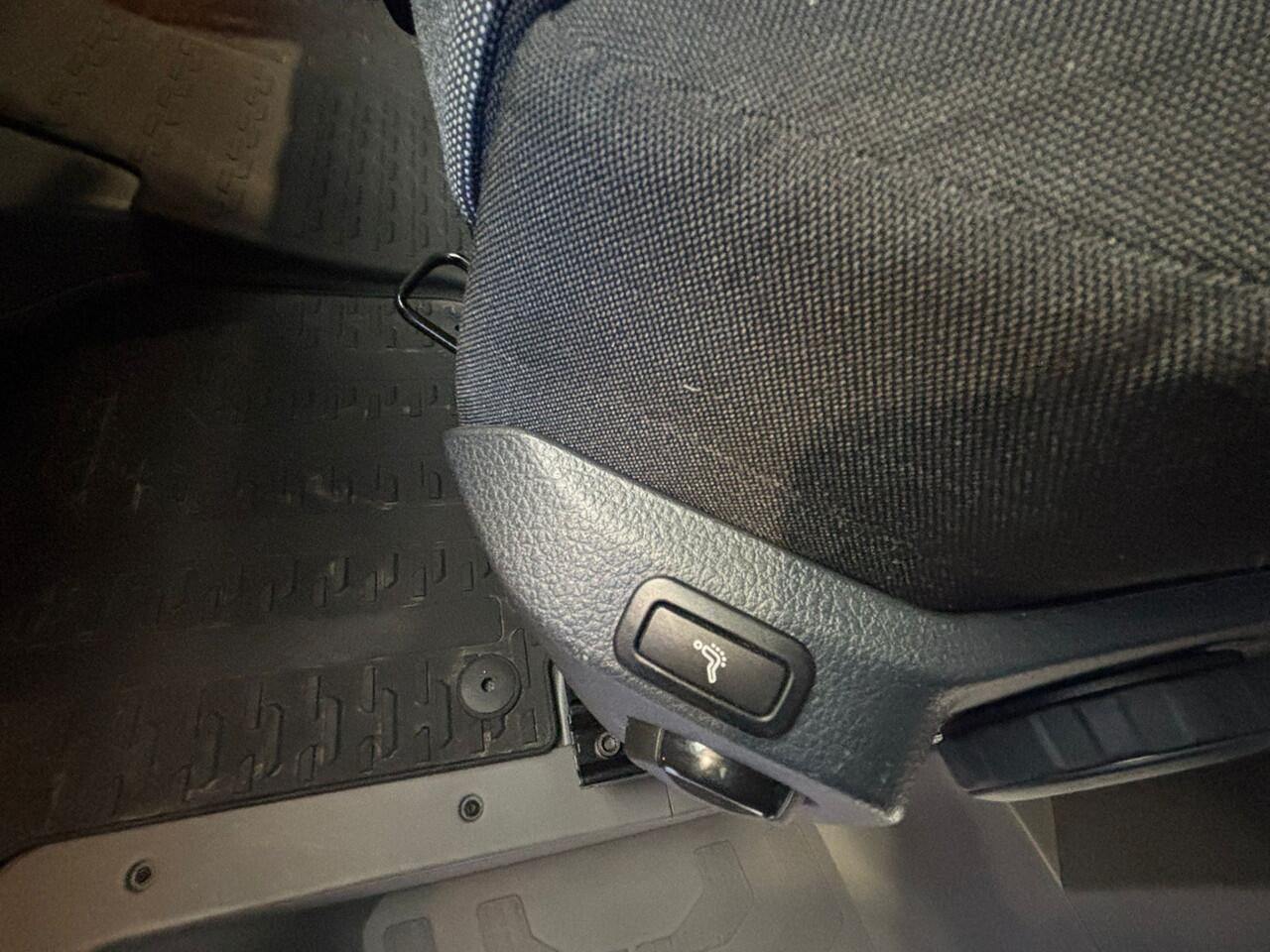 Volkswagen CRAFTER L3H3 2.0 TDI 177pk Automaat 3.0T FWD Exclusive-Edition /BPM-vrij