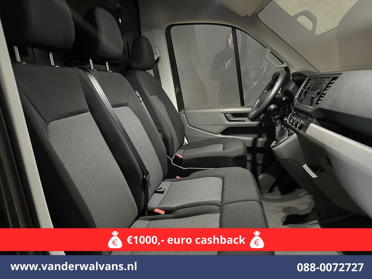Volkswagen CRAFTER 2.0 TDI 140pk L3H3 L2H2 Euro6 Airco | Cruisecontrol | 3000kg Trekhaak | Camera Bijrijdersbank