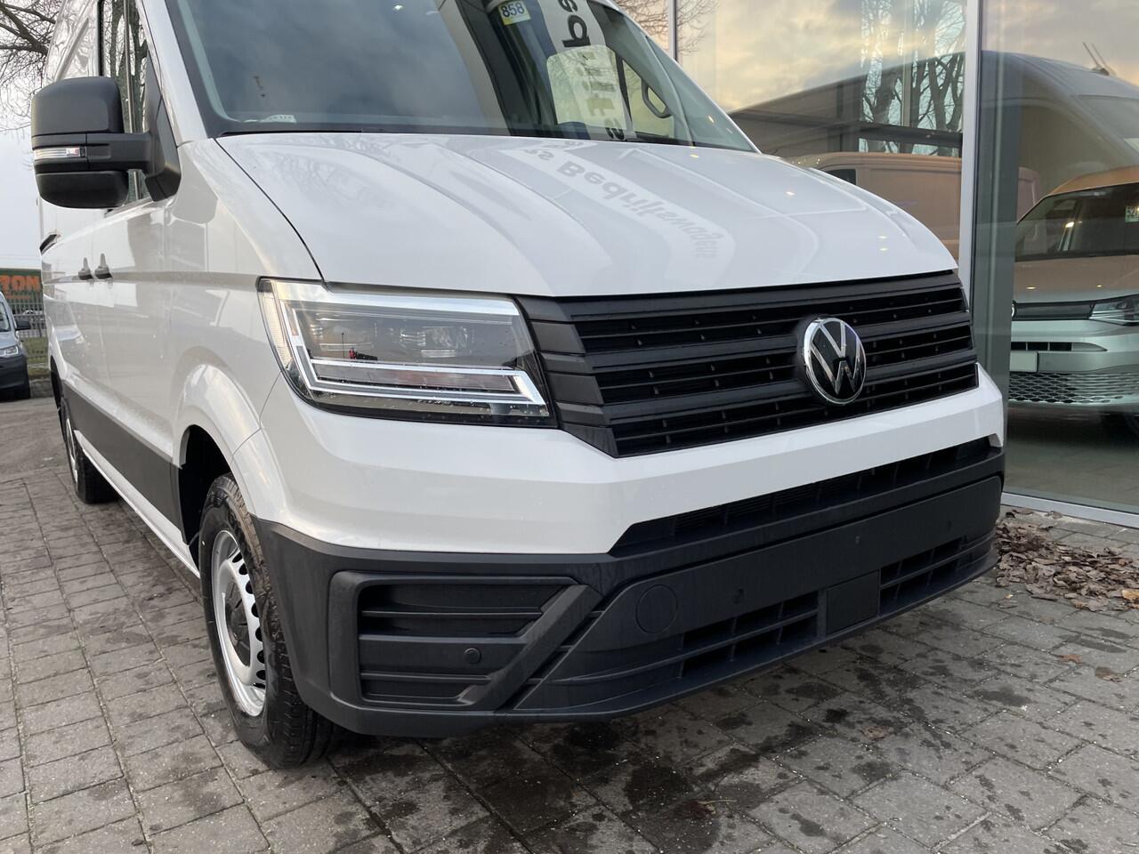 Volkswagen CRAFTER 35 2.0 TDI L3H3 | 140 Pk | Pdc | App connect | 3 Zit