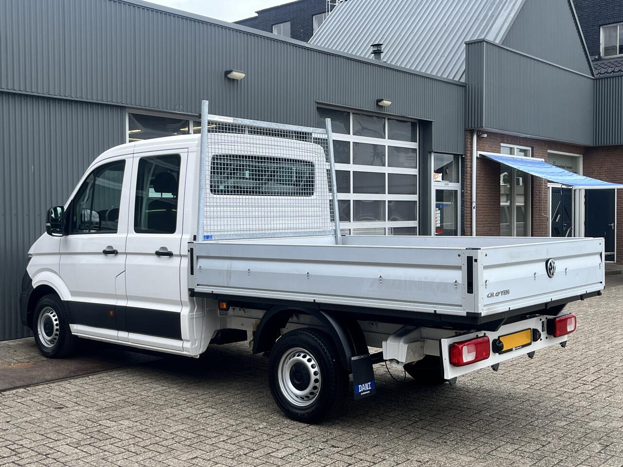 Volkswagen CRAFTER 35 2.0 TDI DC Open laadbak Airco Cruise controle Pick-up Euro 6 Parkeerhulp achter evt 2500kg trekgewicht 6 persoons p-up bakwagen open laadbak Pritsche