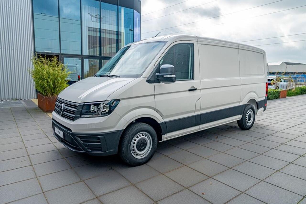 Volkswagen CRAFTER GP L3H2 2.0 TDI 140pk 3.5T Trendline /Direct leverbaar /BPM-vrij .