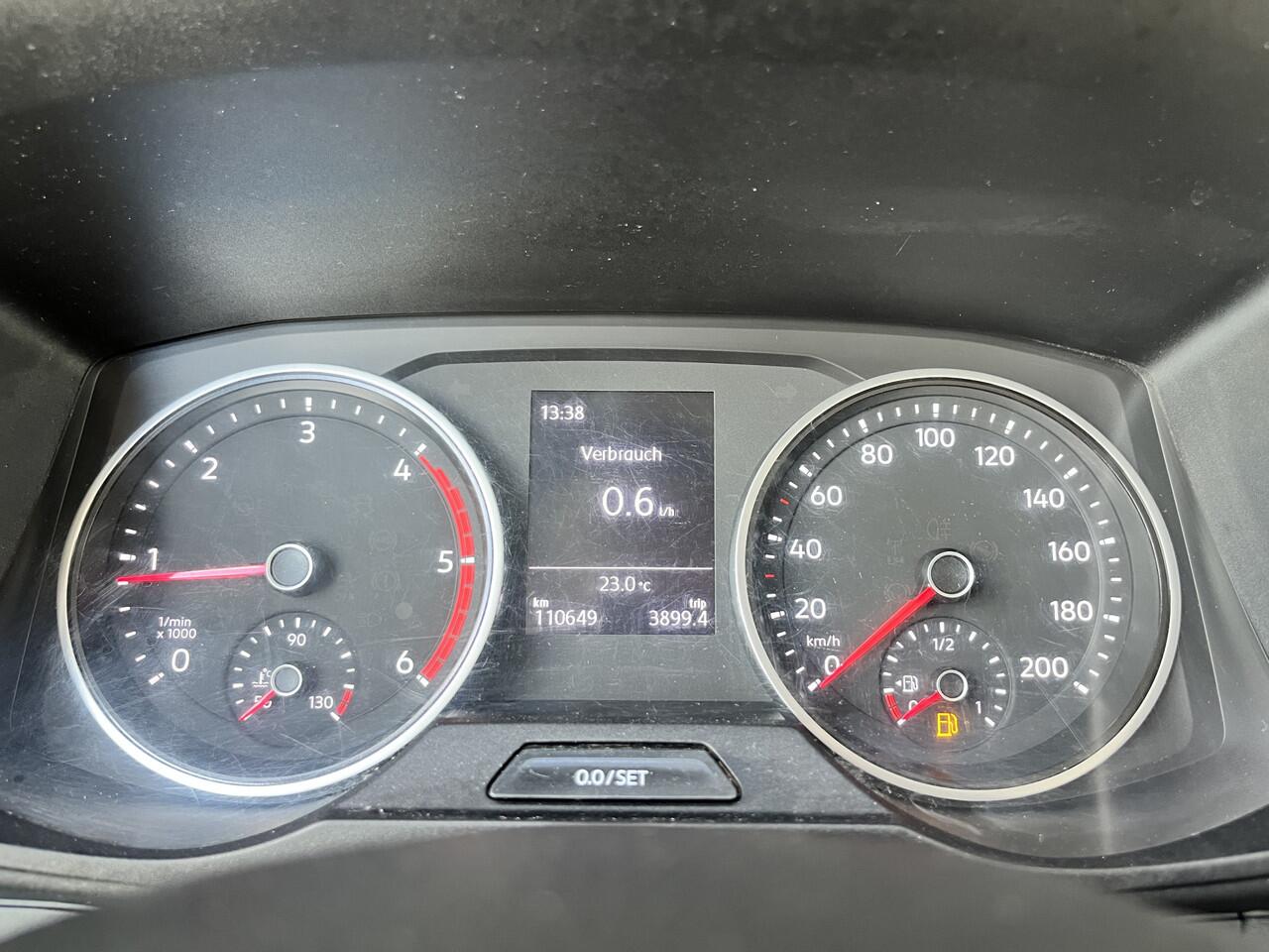 Volkswagen CRAFTER 35 2.0 TDI DC Open laadbak Airco Cruise controle Pick-up Euro 6 Parkeerhulp achter evt 3000kg trekgewicht 6 persoons p-up bakwagen open laadbak Pritsche