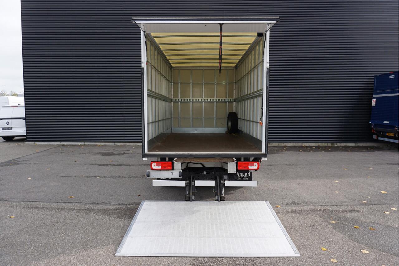 Volkswagen CRAFTER 50 177 PK Bakwagen Laadklep 750 KG Dubbellucht Apple Carplay Cruise Control