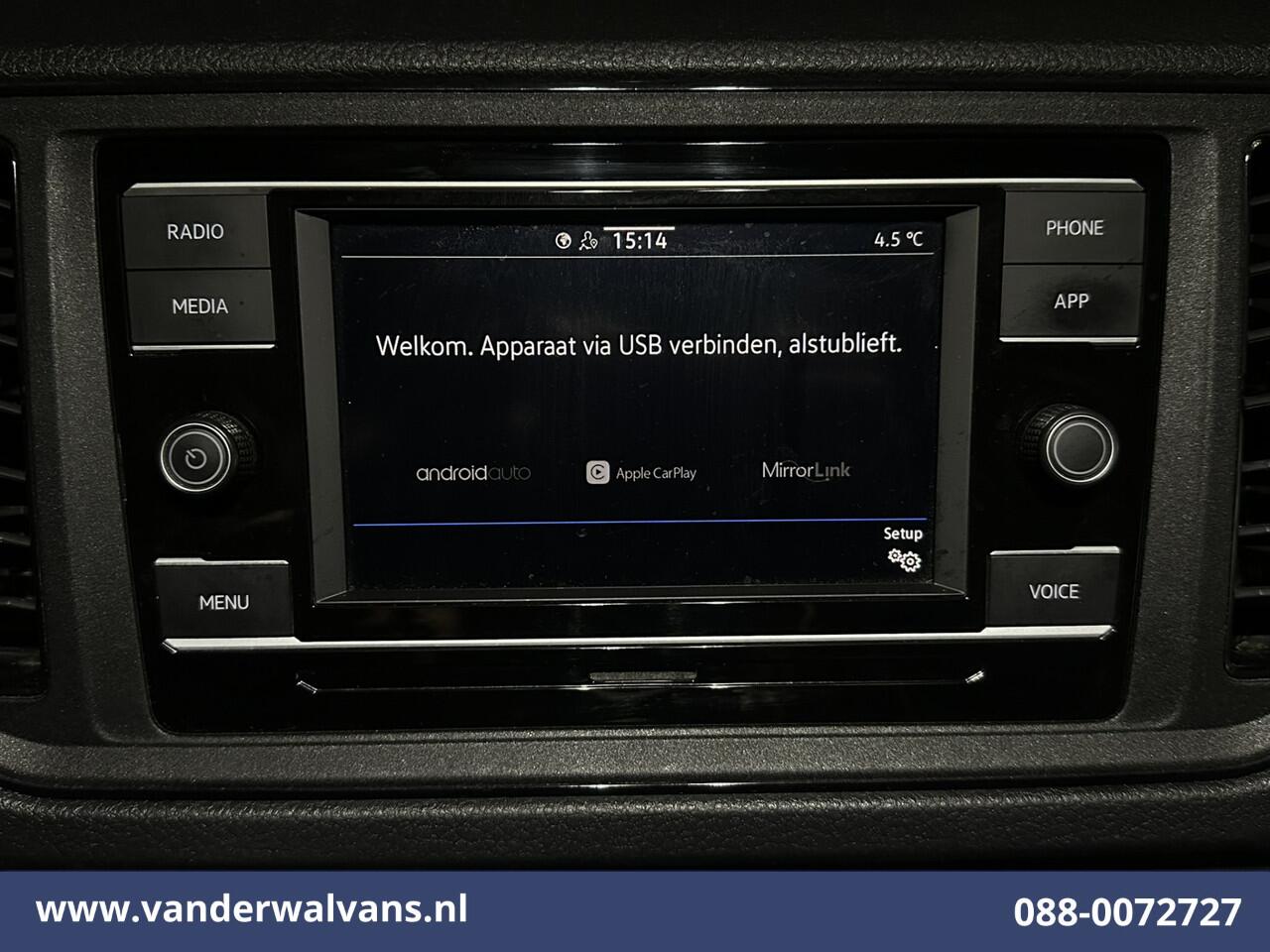 Volkswagen CRAFTER 2.0 TDI 140 pk L3H3 L2H2 Euro6 Airco | Camera | Cruisecontrol | Apple Carplay Android Auto, Chauffeursstoel, Parkeersensoren, Bijrijdersbank, 3000kg Trekvermogen, zilver