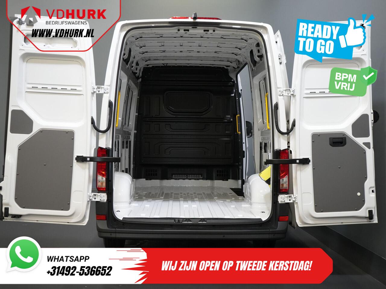 Volkswagen CRAFTER 35 2.0 TDI 140 pk DSG Aut. L3H3 BPM VRIJ! Gev.Stoel/ LED/ Virtual Cockpit/ Camera/ Cruise/ Carplay