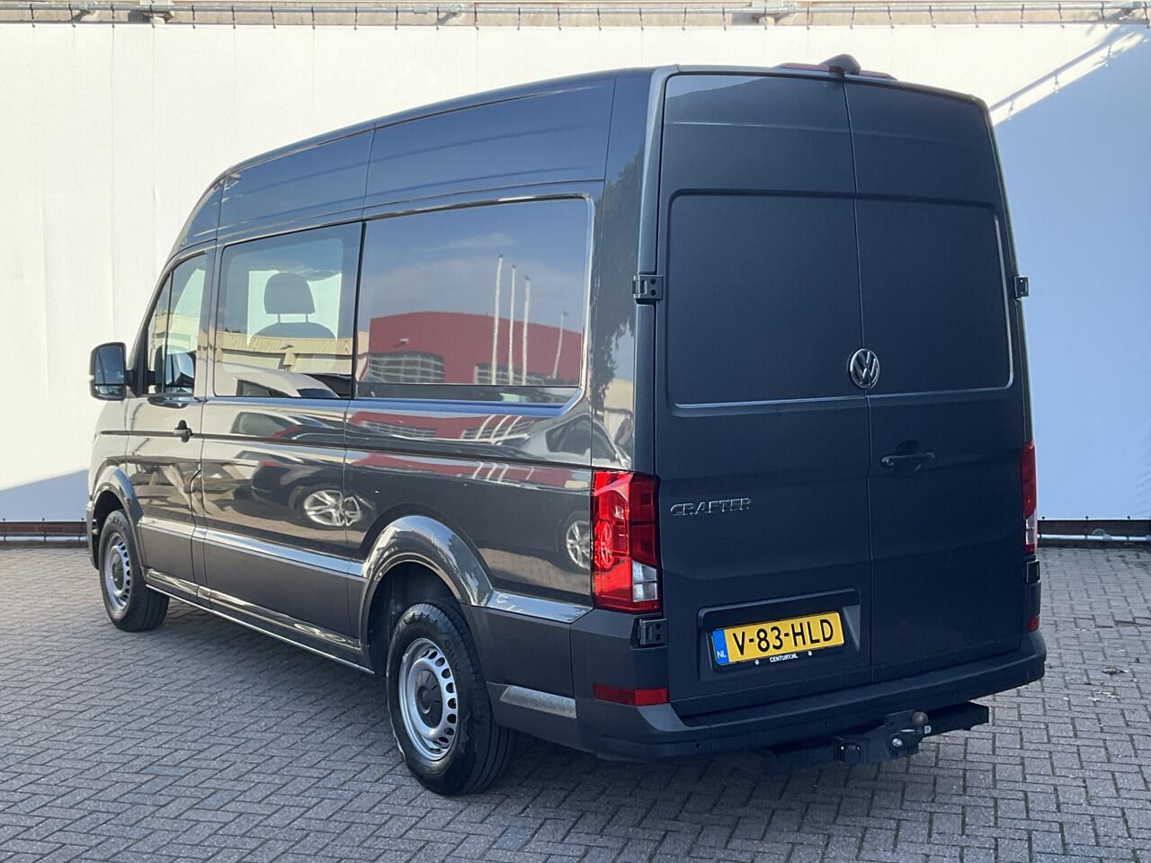 Volkswagen CRAFTER 6-Pers 30 2.0 TDI Dubbele Cabine L2H2 Comfortline Trekhaak Cam NL-Bus Voll.Onderhouden!