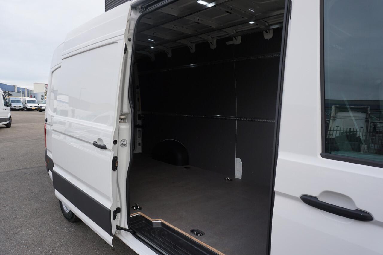 Volkswagen CRAFTER 35 177PK Automaat L4H3/L3H2 Facelift Apple Carplay Navigatie Camera Digitaal dashboard Camera