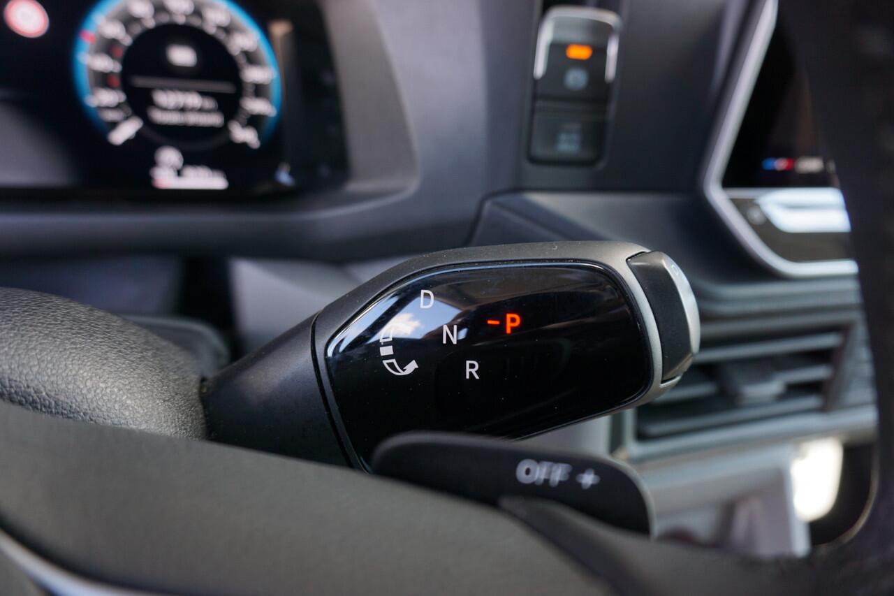 Volkswagen CRAFTER 35 140PK Automaat L4H3/L3H2 Highline FACELIFT Apple Carplay Cruise Navi Parkeersensoren Digitaal dashboard