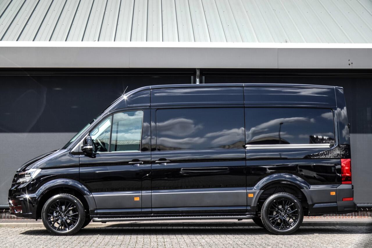Volkswagen CRAFTER L3H3 2.0Tdi 177Pk Aut. | 2xSchuifdeur | 3.500Kg Trekgewicht | Achteruitrijcamera | 19'' | Deep Black