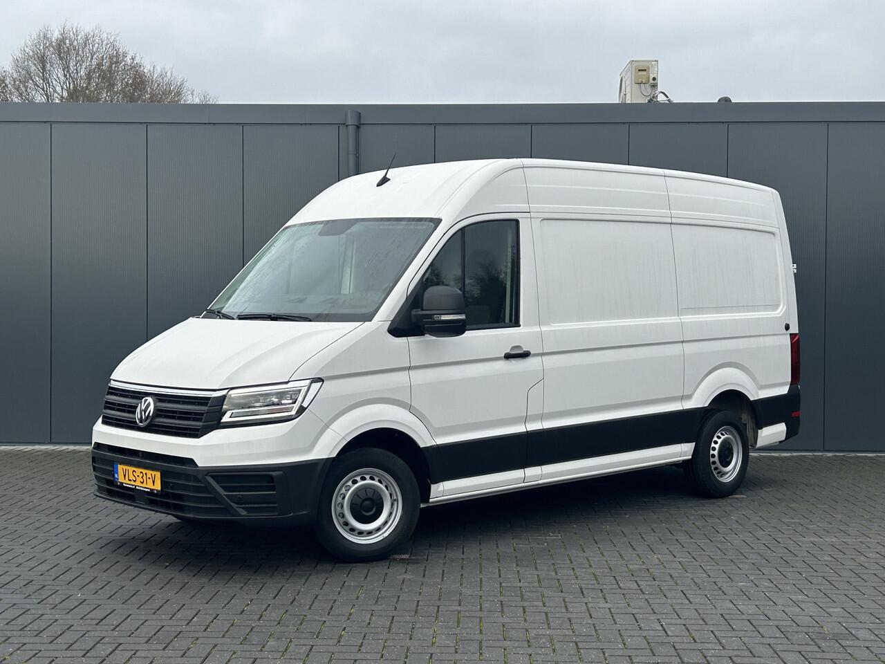 Volkswagen CRAFTER 2.0 TDI 141 PK DSG AUTOMAAT HIGHLINE+ / LED KOPLAMPEN / L3H3 / 3.000 KG AHG / 270 A DEUREN / AIRCO / CRUISE / BLUETOOTH / 3-ZITS