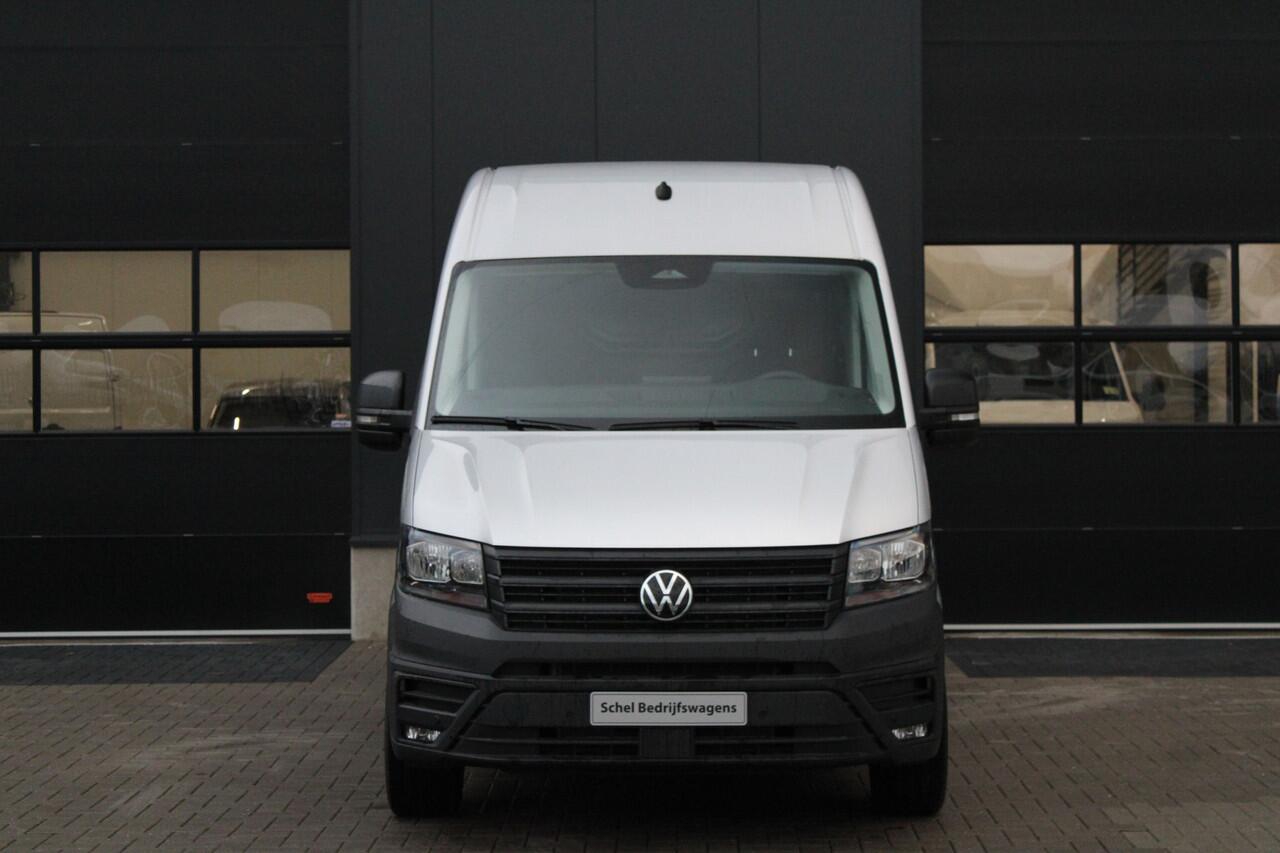 Volkswagen CRAFTER 30 2.0 TDI L3H3 140pk - Navigatie - DAB - Geveerde Stoel - Camera - Carplay - Rijklaar