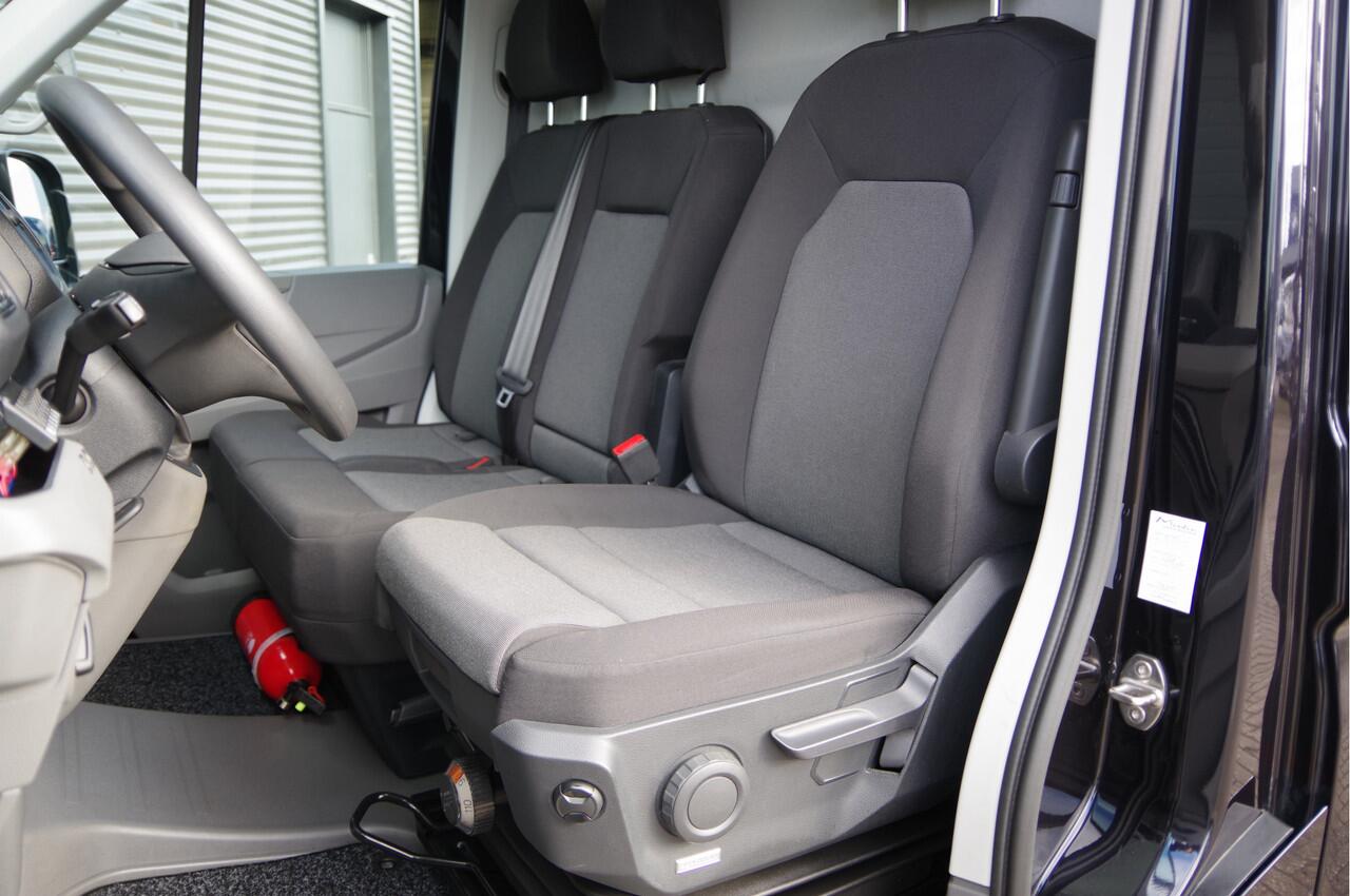 Volkswagen CRAFTER 35 2.0 TDI L4H3 177PK AUT. CAMERA, TREKHAAK, BETIMMERING, CRUISE, APPLE CARPLAY/ANDROID AUTO, MF STUUR, PARKEERSENSOREN