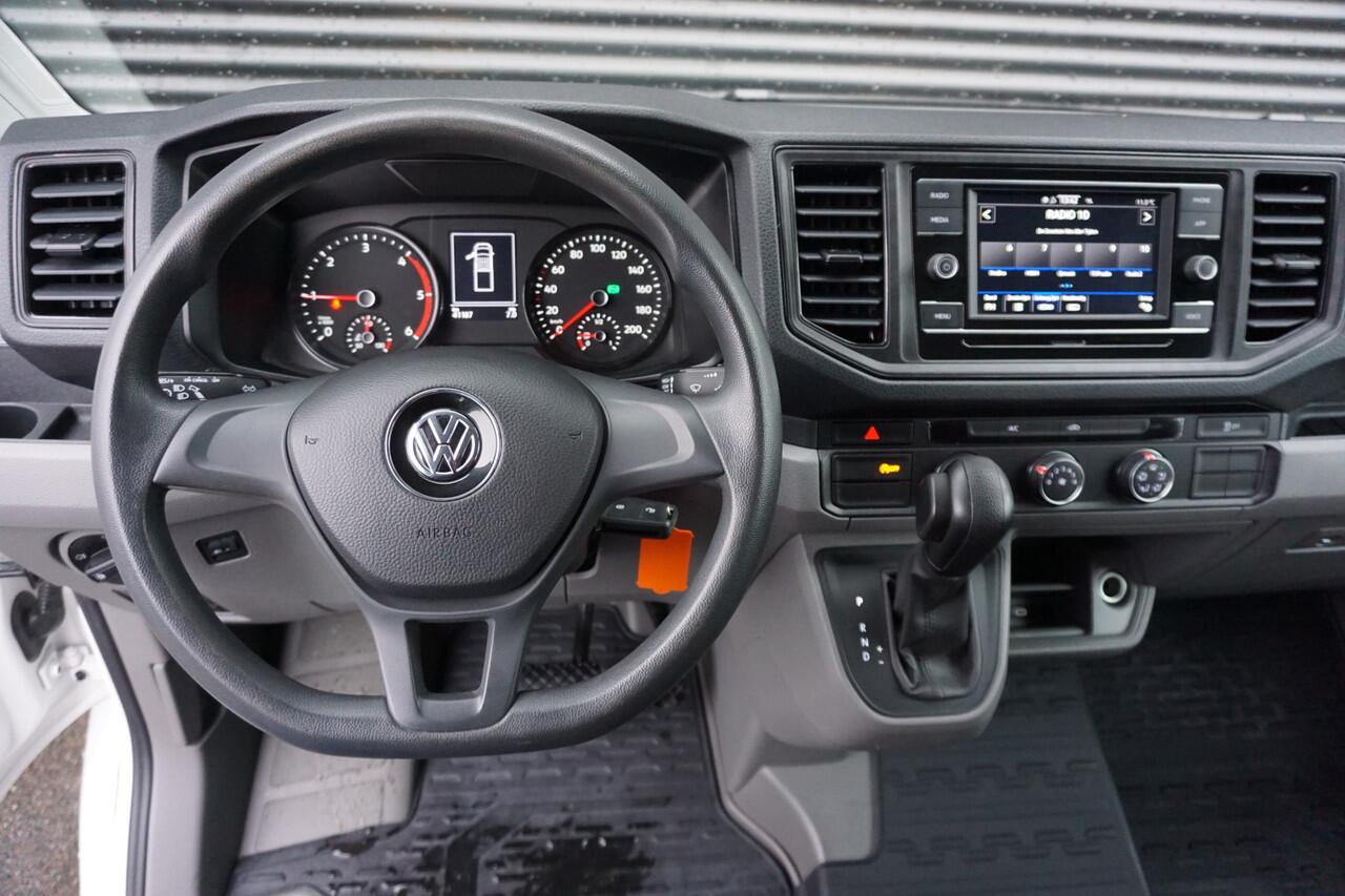 Volkswagen CRAFTER Open Laadbak 177pk Automaat Dubbele cabine Apple Carplay Camera Cruise control Trekhaak