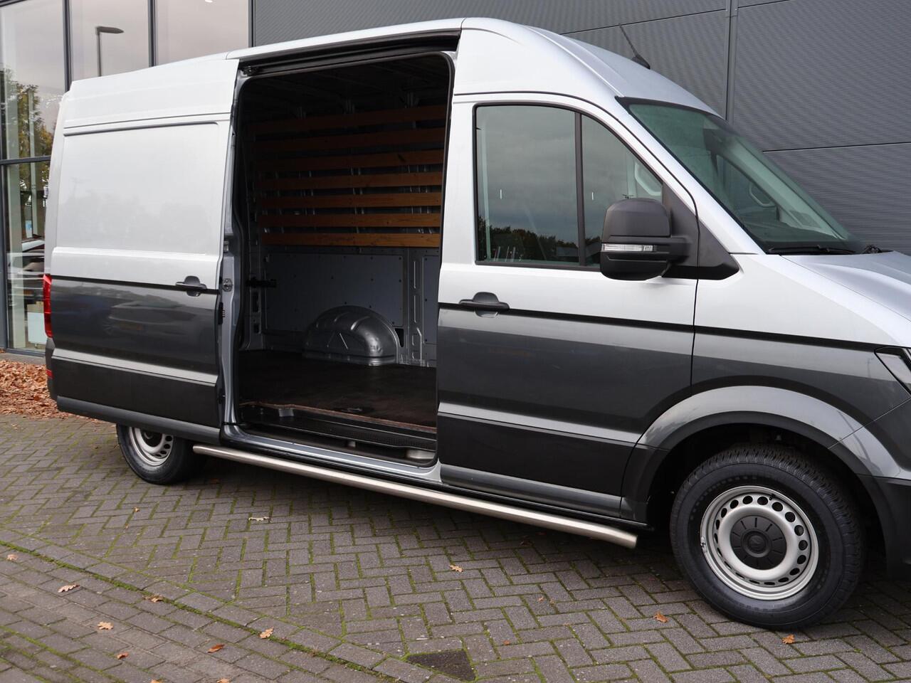 Volkswagen CRAFTER 35 2.0 TDI L3H3 Comfortline EURO VI | 140 PK | Trekhaak | Cruise control | Airco |