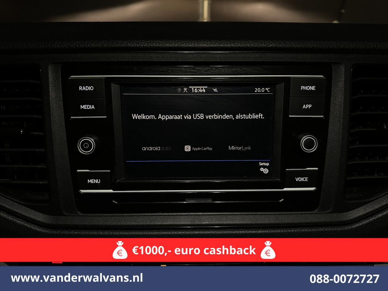 Volkswagen CRAFTER 2.0 TDI 140pk L3H3 L2H2 Euro6 Airco | Camera | Apple carplay | Android auto bijrijdersbank, 3000kg trekvermogen